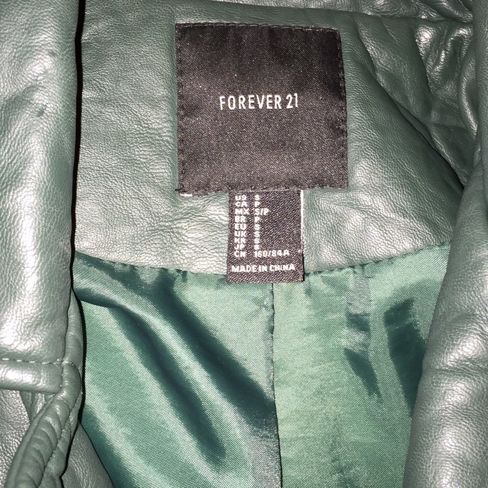 Leather jacket - Picture 2 of 4